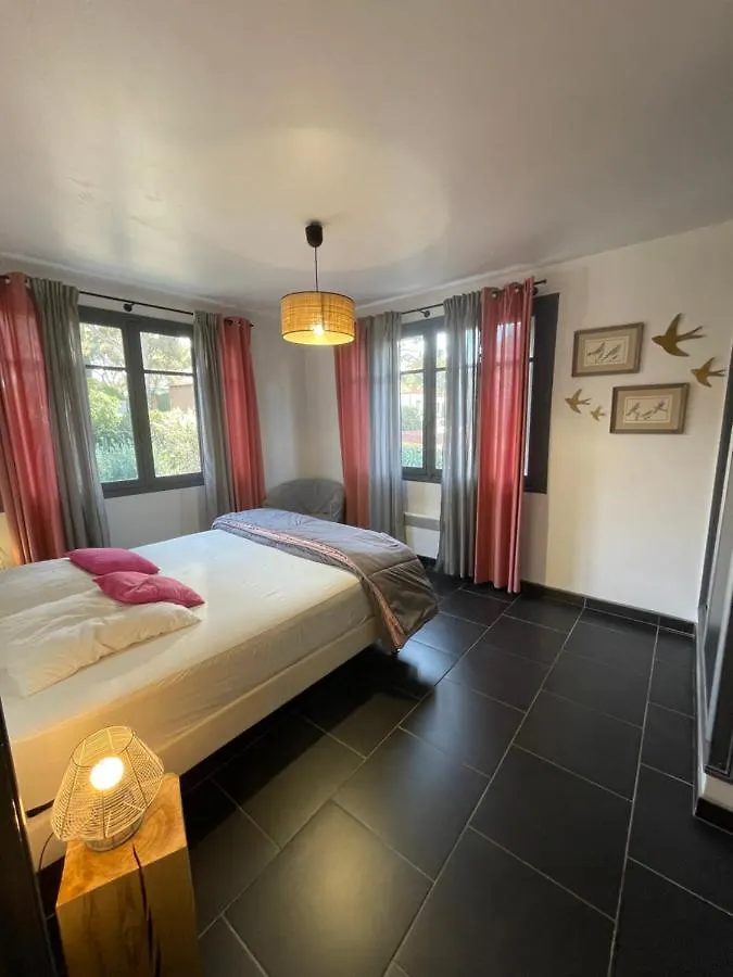 Home Cassis - Maison Les Calanques - Piscine Chauffee Holiday home
