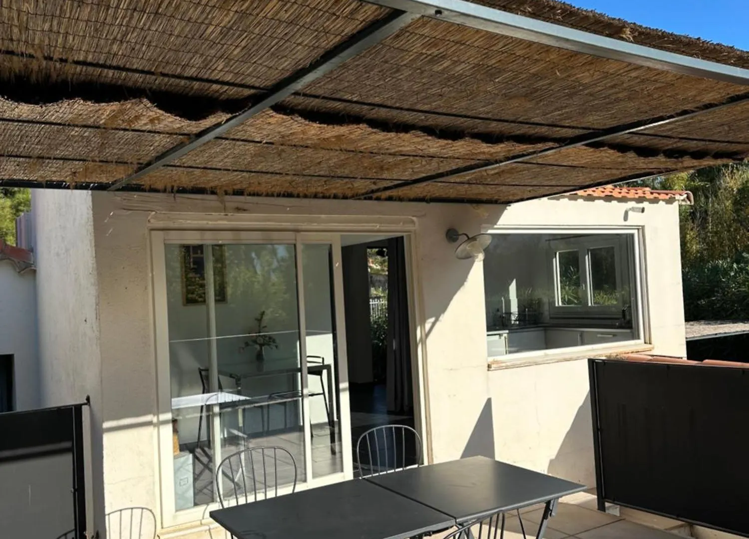 Home Cassis - Maison Les Calanques - Piscine Chauffee A 30C 0*,  France